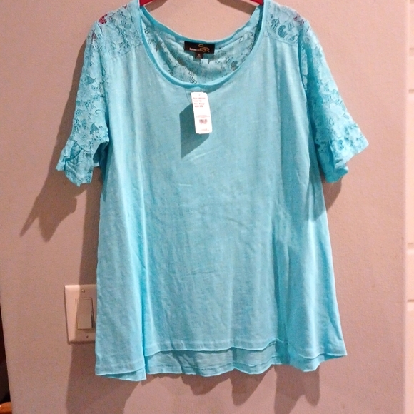 Suzanne Betro Tops - Light blue t-shirt glamed up. Size XL and Suzanne Betro.